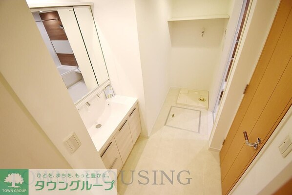 河田町ガーデン クラブフロアの物件内観写真